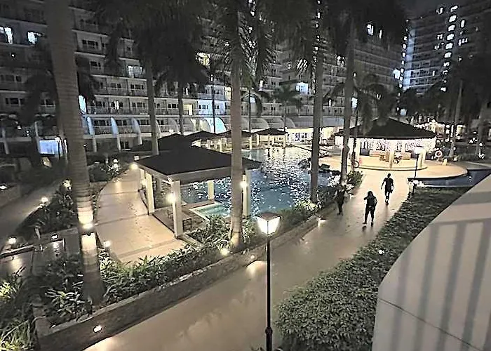 Kathy's Crib 38sqm Unit With Big Balcony Pool View Manila