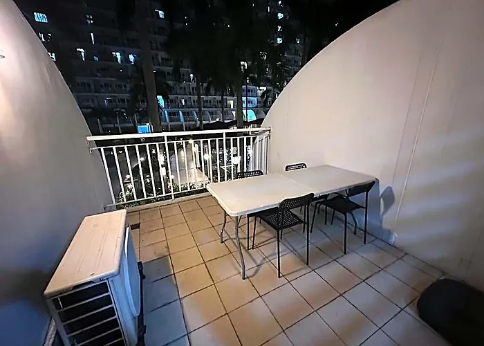 Hotel Kathy's Crib 38sqm Unit With Big Balcony Pool View Manila