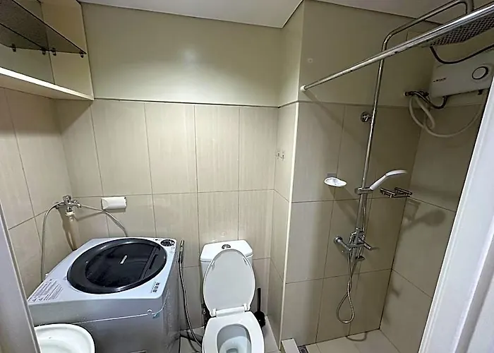 Kathy's Crib 38sqm Unit With Big Balcony Pool View マニラ市